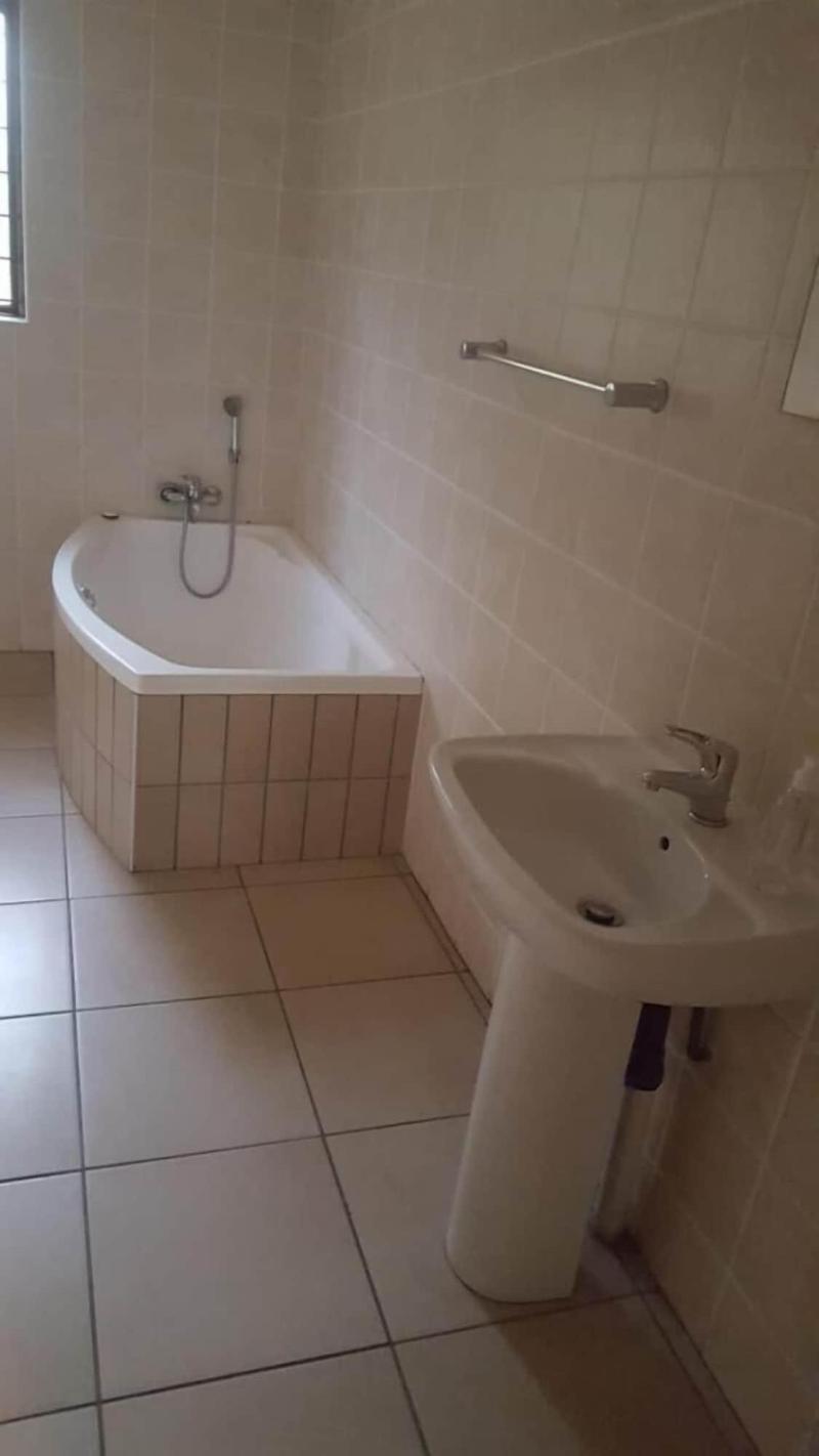 Cozy Guestrooms In Midrand image