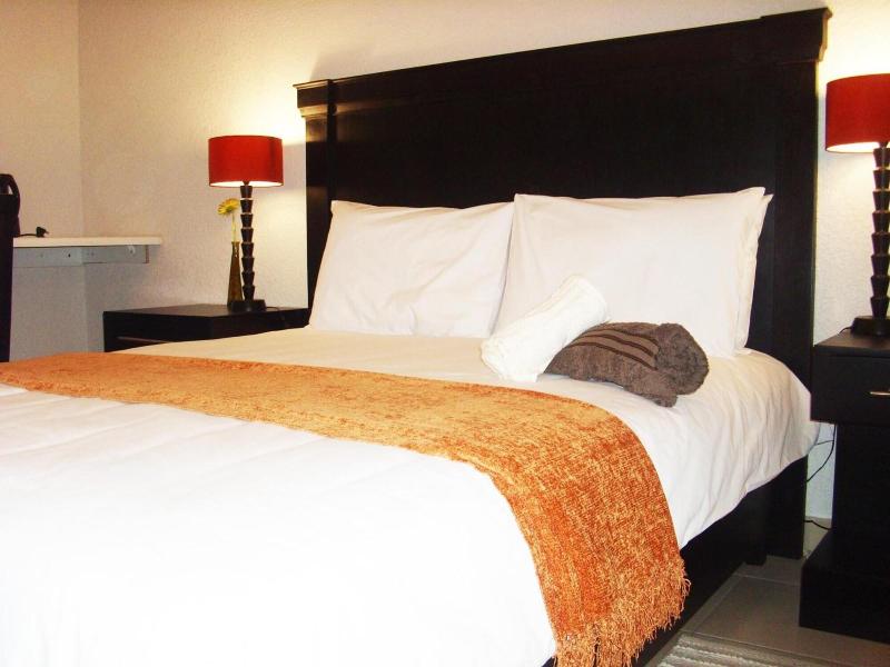 Cozy Guestrooms In Midrand image