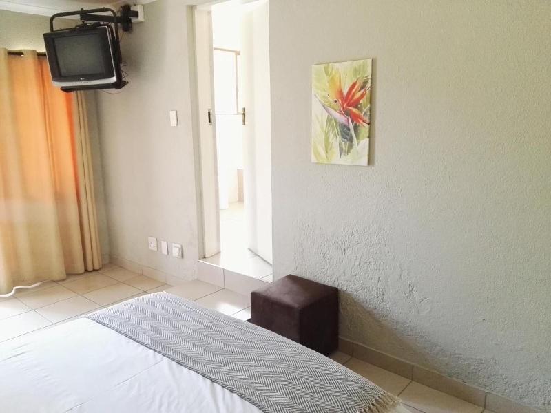 Cozy Guestrooms In Midrand image
