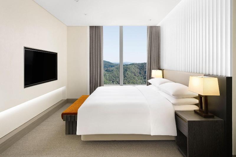 Hotel Onoma Daejeon Autograph Collection image