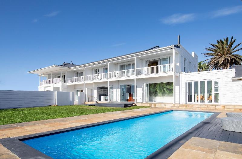 Dolphin Bay Boutique Hotel And Spa