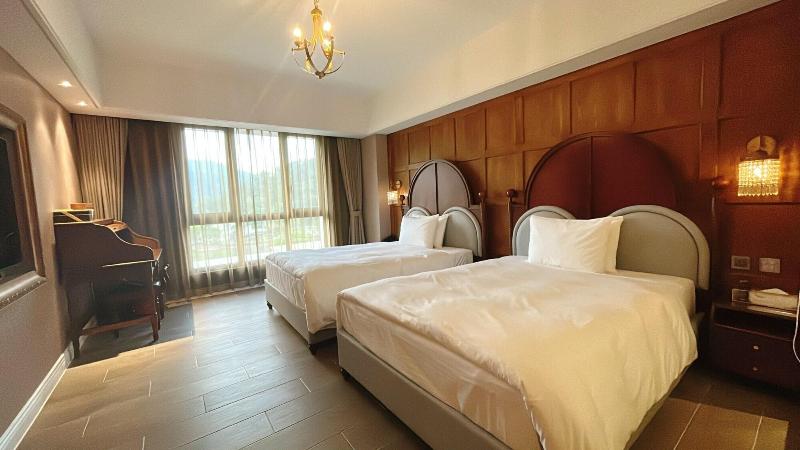 Grasse Grace Manor image