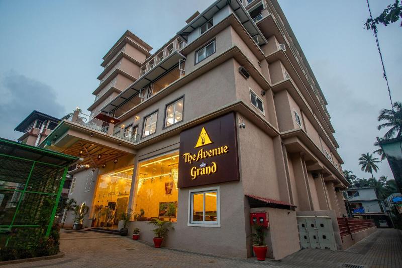 The Avenue Grand image