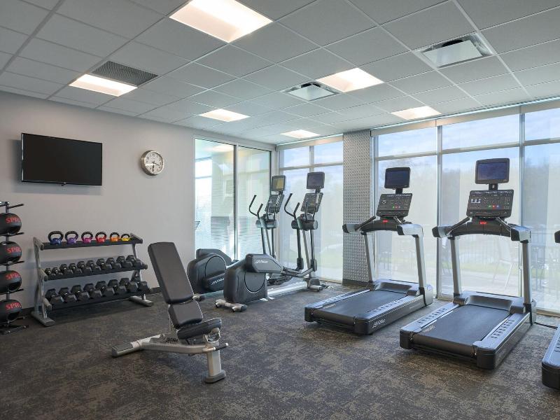 Fairfield Inn Suites By Marriott Hagerstown image
