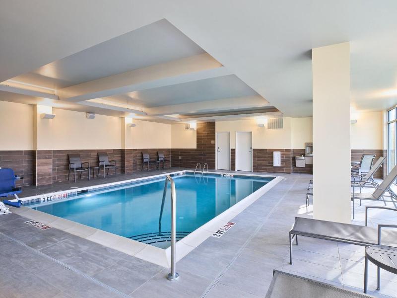 Fairfield Inn Suites By Marriott Hagerstown image
