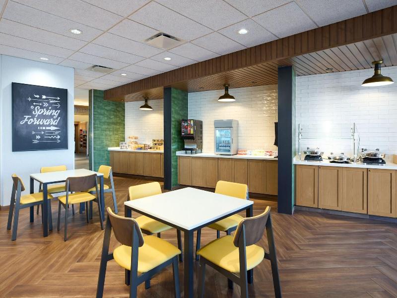 Fairfield Inn Suites By Marriott Hagerstown image
