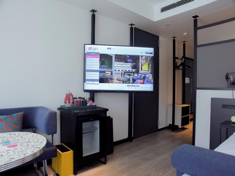 Aloft Osaka Dojima image
