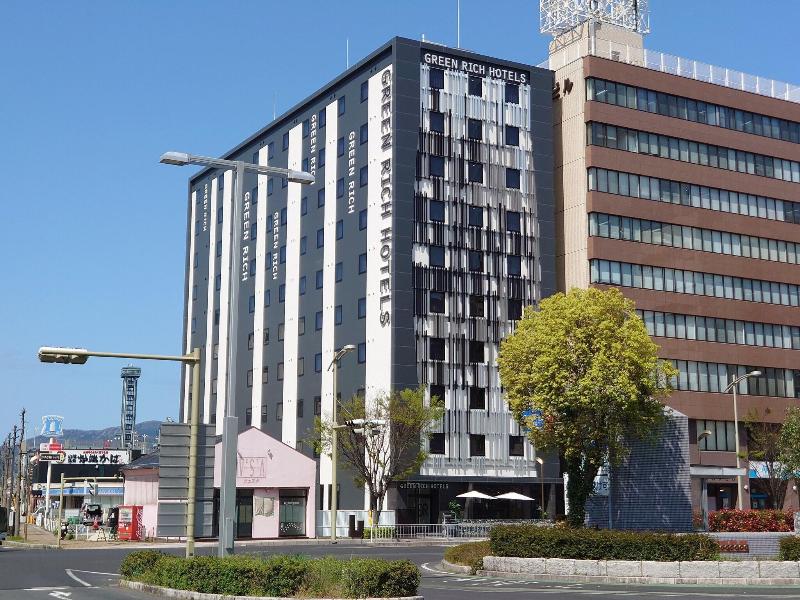 Green Rich Hotel Matsue Eki Across image