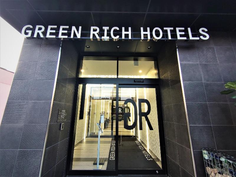 Green Rich Hotel Matsue Eki Across image