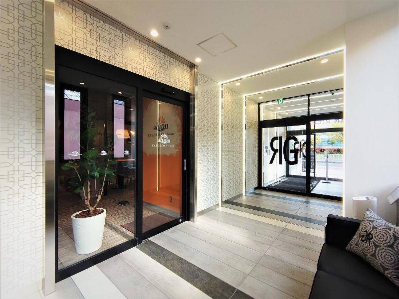 Green Rich Hotel Matsue Eki Across image