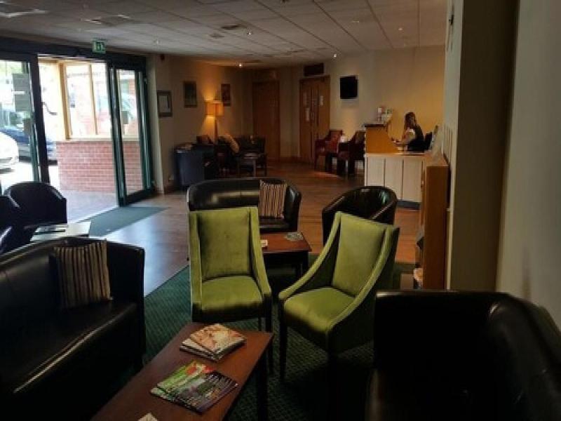 Bells Hotel And Country Club image