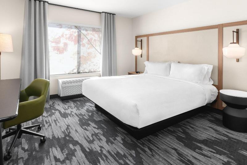 Fairfield Inn Suites By Marriott Seattle Poulsbo image