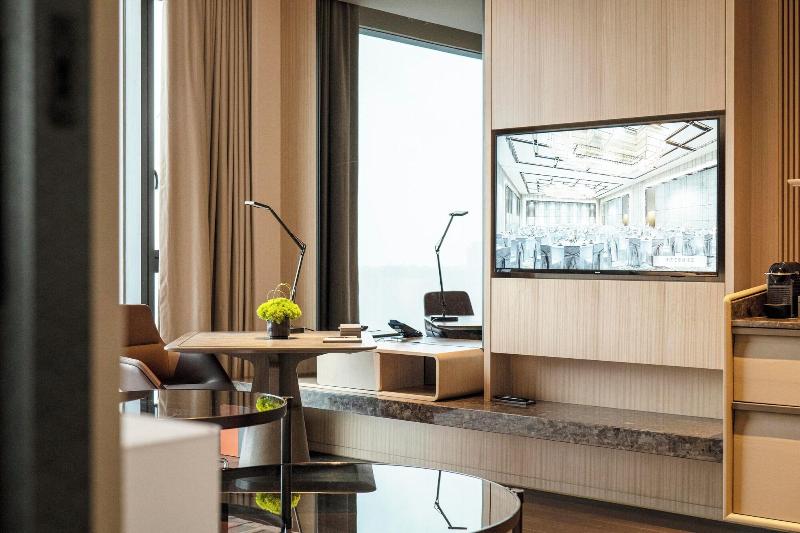 Jw Marriott Hotel Xi An image