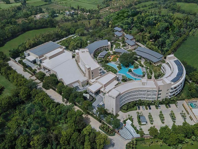 Courtyard By Marriott Aravali Resort image