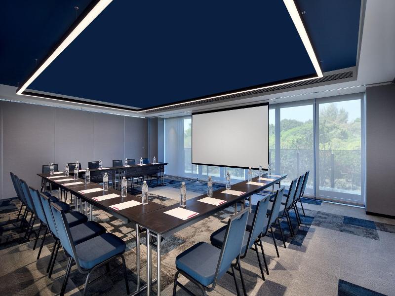 Aloft Tainan Anping image