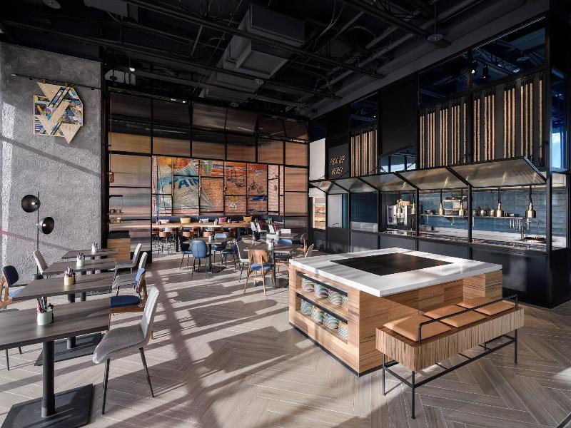 Aloft Tainan Anping image