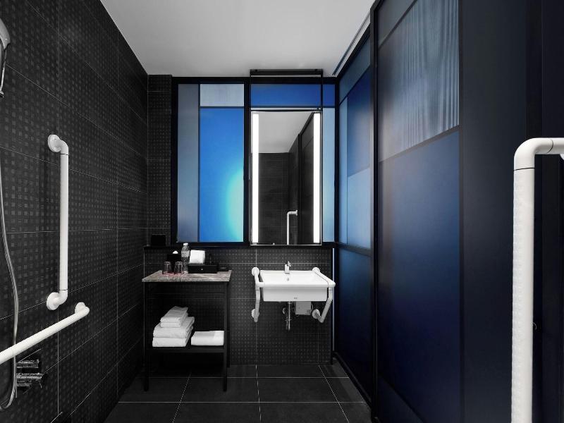 Aloft Tainan Anping image