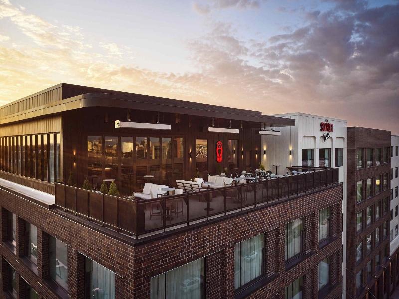 The Scarlet Lincoln A Tribute Portfolio Hotel
