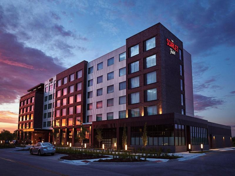 The Scarlet Lincoln A Tribute Portfolio Hotel