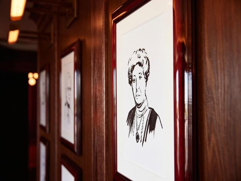 The Scarlet Lincoln A Tribute Portfolio Hotel