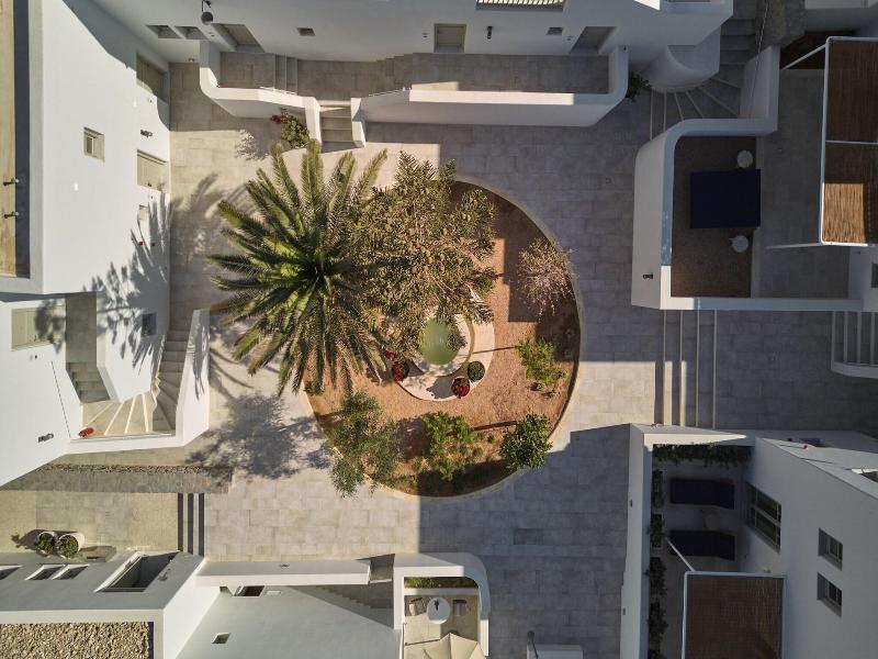 Cosme A Luxury Collection Resort Paros image