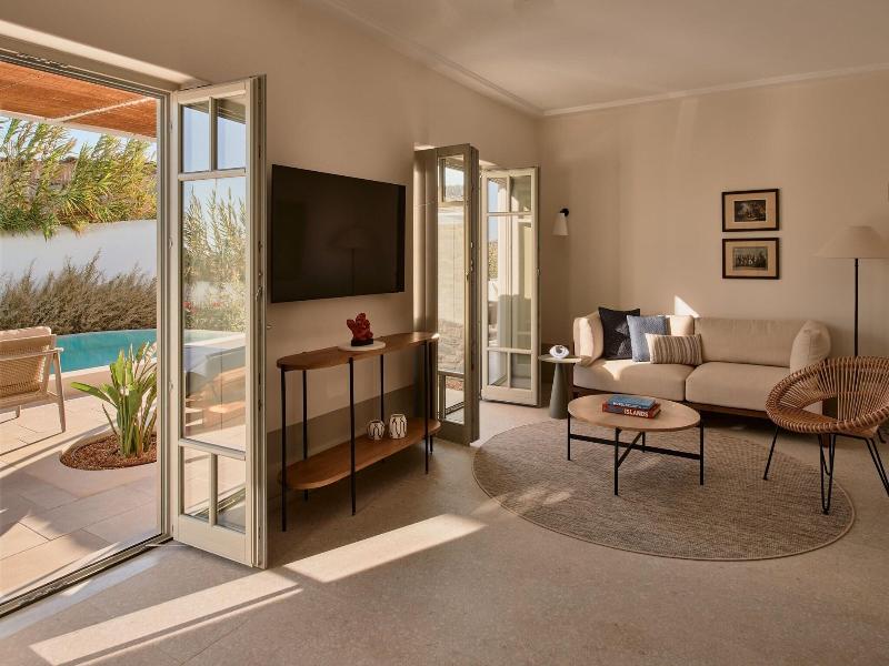 Cosme A Luxury Collection Resort Paros image