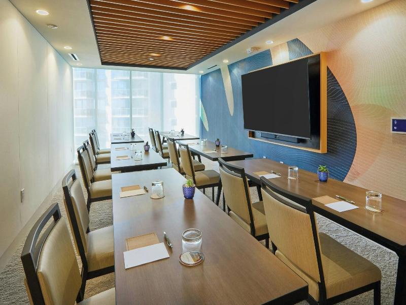 Renaissance Honolulu Hotel & Spa image