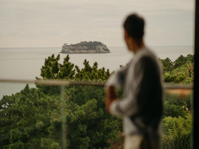 Jw Marriott Jeju Resort Spa image