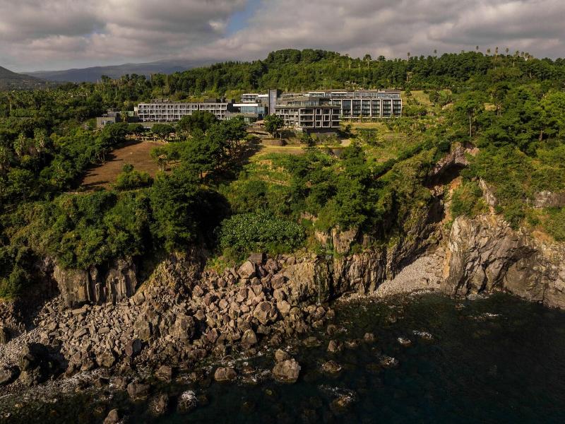 Jw Marriott Jeju Resort Spa image