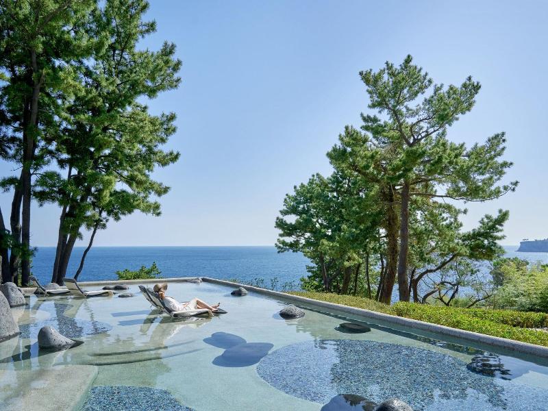 Jw Marriott Jeju Resort Spa image