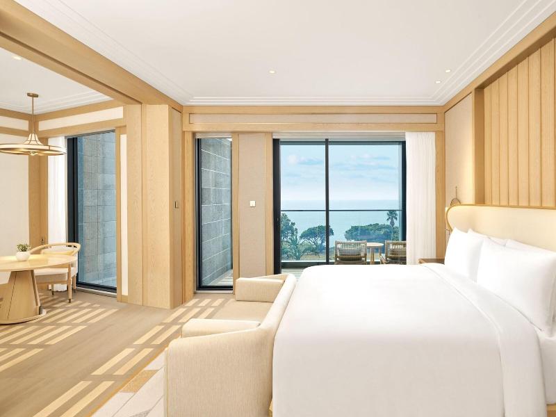 Jw Marriott Jeju Resort Spa image