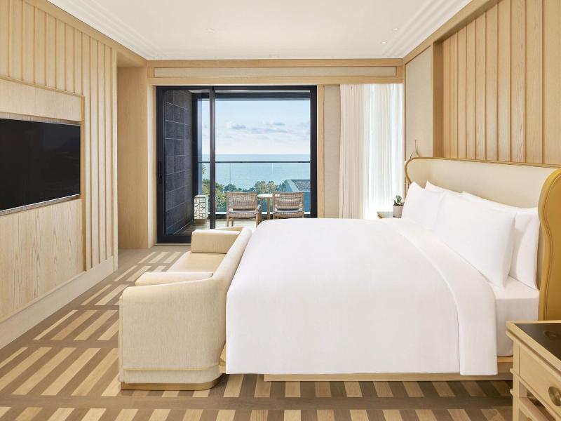 Jw Marriott Jeju Resort Spa image