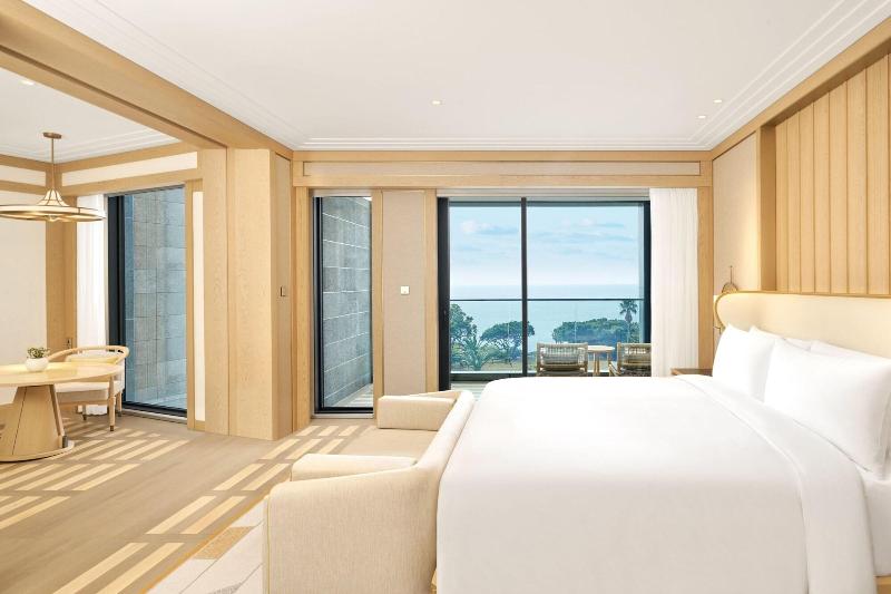 Jw Marriott Jeju Resort Spa image