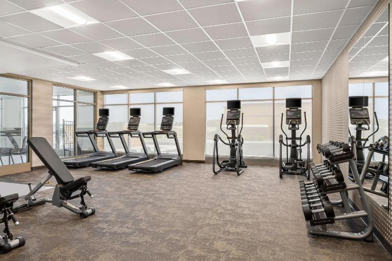 Fairfield Inn Suites By Marriott Baraboo image
