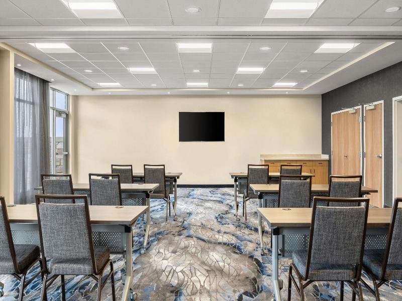 Fairfield Inn Suites By Marriott Baraboo image