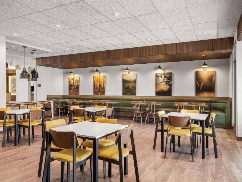 Fairfield Inn Suites By Marriott Baraboo image