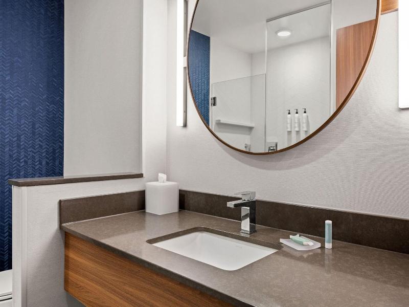 Fairfield Inn Suites By Marriott Baraboo image