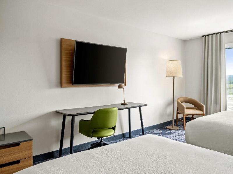 Fairfield Inn Suites By Marriott Baraboo image