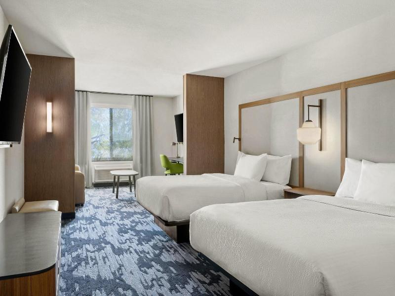 Fairfield Inn Suites By Marriott Baraboo image