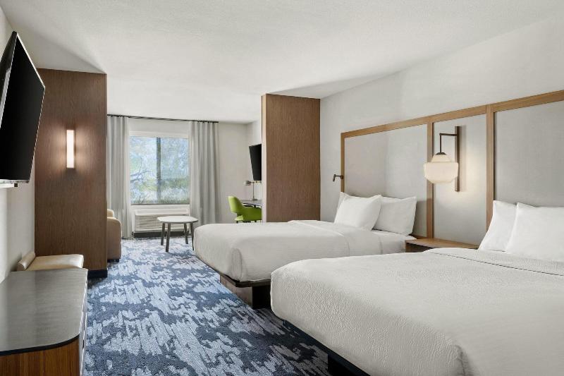 Fairfield Inn Suites By Marriott Baraboo image