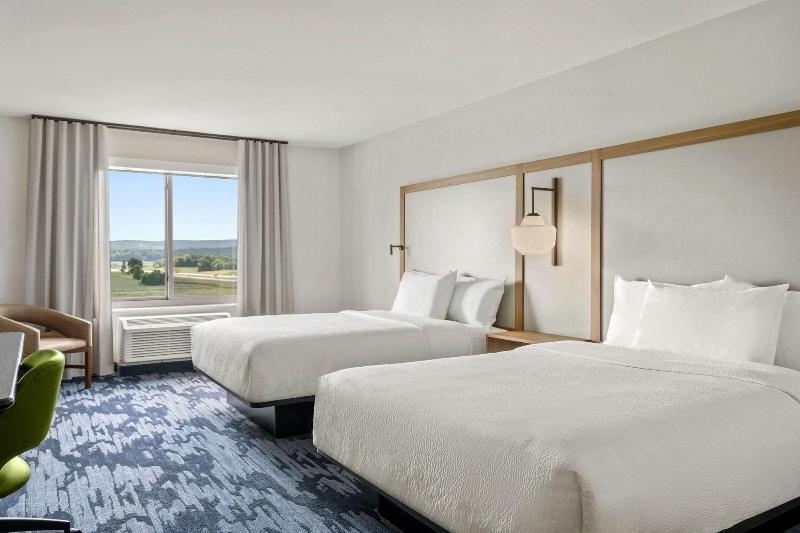 Fairfield Inn Suites By Marriott Baraboo image