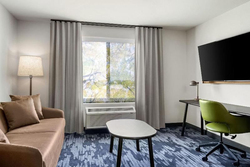 Fairfield Inn Suites By Marriott Baraboo image