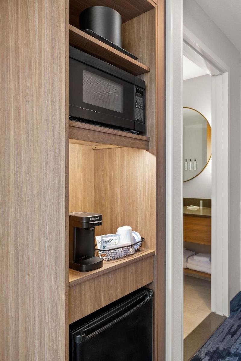 Fairfield Inn Suites By Marriott Baraboo image