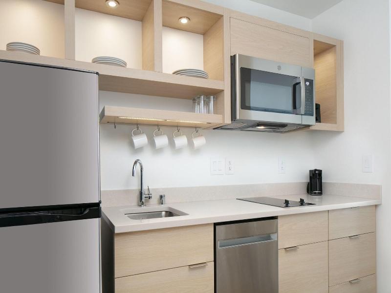 Towneplace Suites By Marriott Oconomowoc image