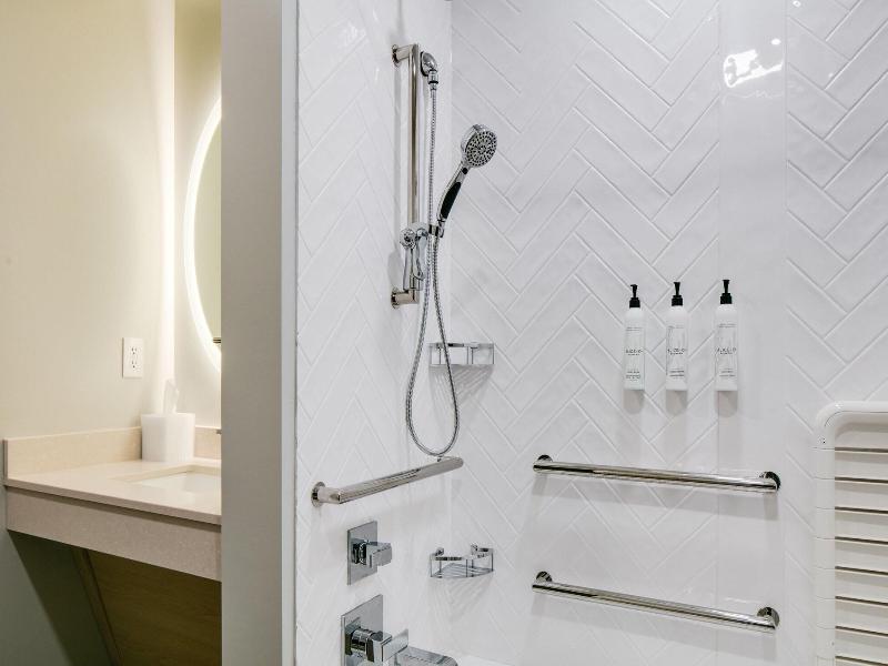 Towneplace Suites By Marriott Oconomowoc image