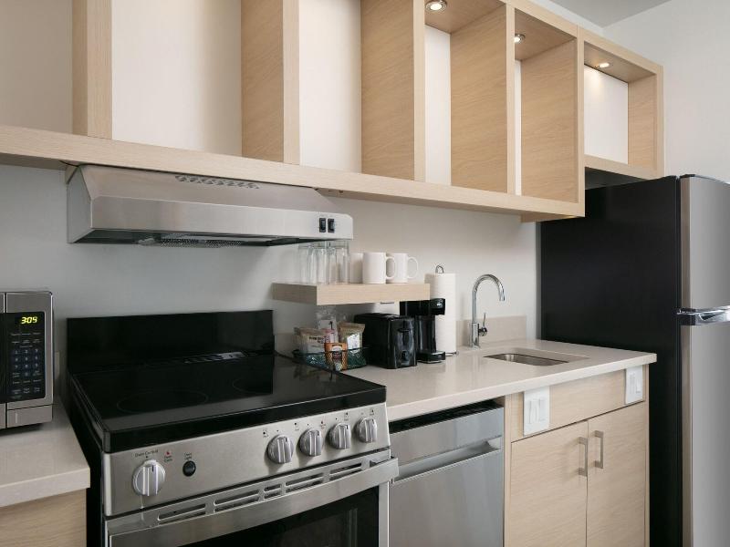 Towneplace Suites By Marriott Oconomowoc image