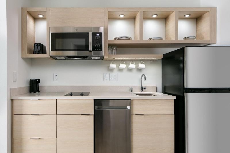 Towneplace Suites By Marriott Oconomowoc image