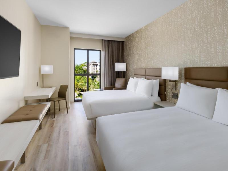 Ac Hotel By Marriott Naples 5th Avenue image