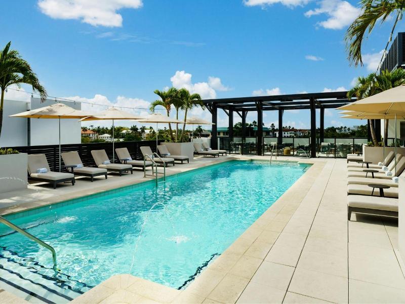 Ac Hotel By Marriott Naples 5th Avenue image