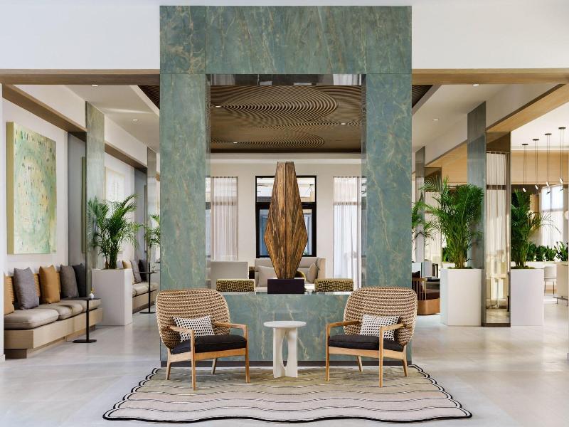 Ac Hotel By Marriott Naples 5th Avenue image